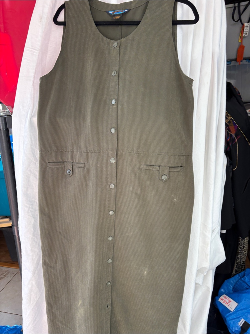 Silver lake Sleeveless Olive Button-Front Midi Dress